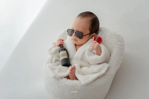 塔城孕妇肚脐眼突出来